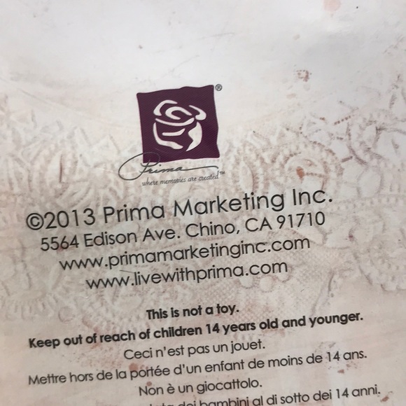 Crafters Bundle of Flowers & Clips - Picture 9 of 9